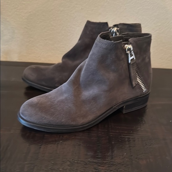 Dolce Vita Gray Ankle Booties with Suede Finish - Picture 1 of 7
